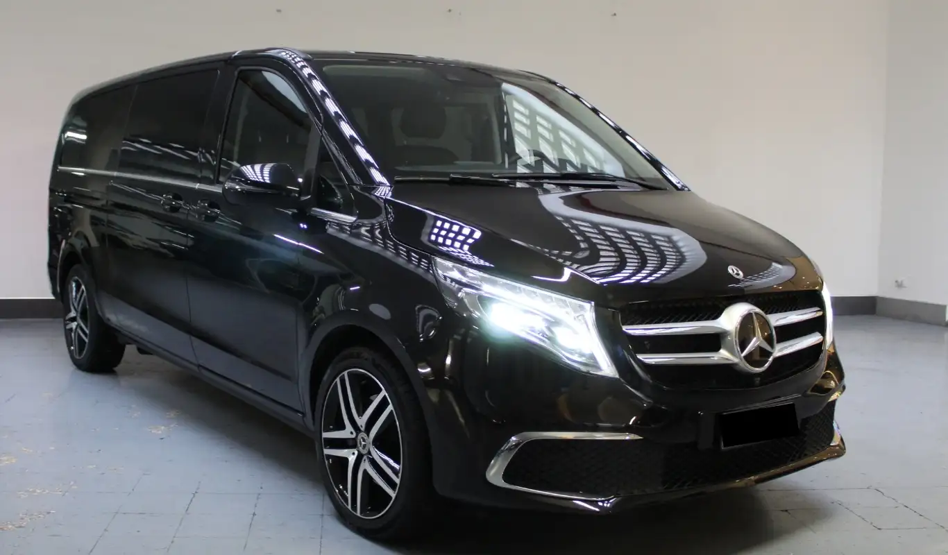 rent Mercedes-benz V Class Luxury rent Mercedes-benz V Class Luxury